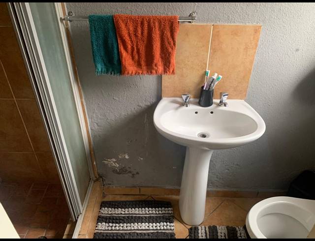 2 BEDROOM HOUSE FOR SALE IN VANDERBIJLPARK CE 3